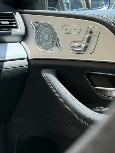 Mercedes-Benz GLE 450 4Matic AMG Line — SUV hybride 7 places, 74 000 km seulement — Miniature 13