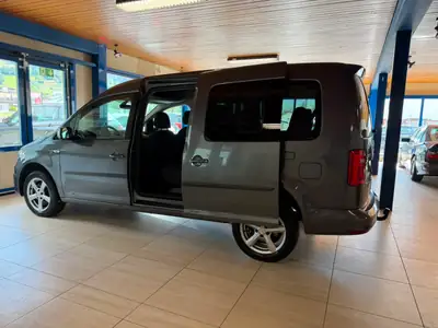 VW Caddy Maxi 2.0 TDI Comfortline 4Motion — Monospace polyvalent 7 places, 4×4 intégral — Miniatur 8