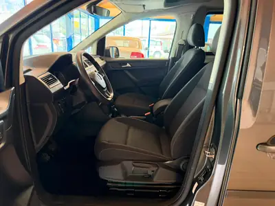 VW Caddy Maxi 2.0 TDI Comfortline 4Motion — Monospace polyvalent 7 places, 4×4 intégral — Miniatur 15