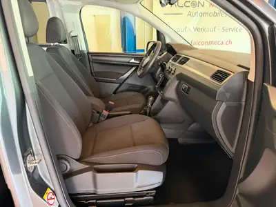 VW Caddy Maxi 2.0 TDI Comfortline 4Motion — Monospace polyvalent 7 places, 4×4 intégral — Miniatur 20