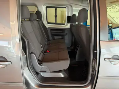 VW Caddy Maxi 2.0 TDI Comfortline 4Motion — Monospace polyvalent 7 places, 4×4 intégral — Miniatur 22