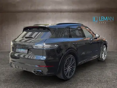 Porsche Cayenne GTS 2023 — SUV sportif 460 ch, première main CH, 76 000 km — tableau de bord