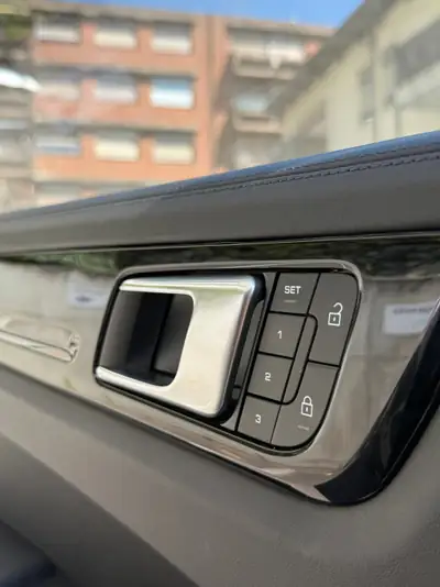 Porsche Cayenne GTS 2023 — SUV sportif 460 ch, première main CH, 76 000 km — Miniature 11