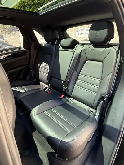 Porsche Cayenne GTS 2023 — SUV sportif 460 ch, première main CH, 76 000 km — Miniature 14