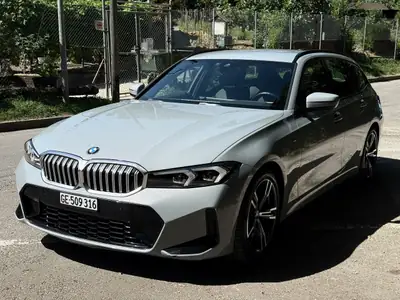 BMW 318 M Estate 2024 — Break sportif, 36 500 km seulement — Seitenansicht