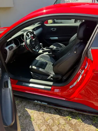 Ford Mustang 5.0 V8 GT — Légende américaine, 421 ch et design iconique — dettaglio