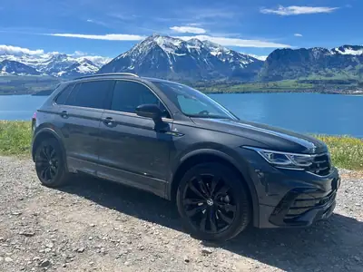 VW Tiguan 2.0 TSI R-Line DSG — SUV performant 245 ch, 4Motion, 63'000 km — vue extérieure