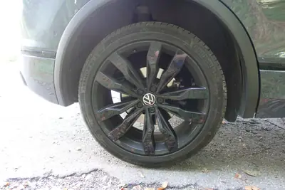VW Tiguan 2.0 TSI R-Line DSG — SUV performant 245 ch, 4Motion, 63'000 km — détail