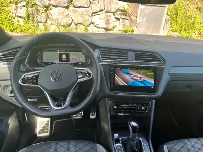 VW Tiguan 2.0 TSI R-Line DSG — SUV performant 245 ch, 4Motion, 63'000 km — intérieur