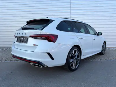 Skoda Octavia RS 2.0 TSI — Break sportif, 245 ch et seulement 65'000 km — arrière