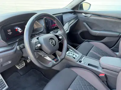 Skoda Octavia RS 2.0 TSI — Break sportif, 245 ch et seulement 65'000 km — détail