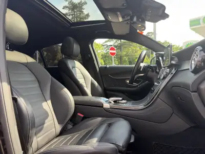 Mercedes-Benz GLC 43 AMG Coupé — Sportivité et prestance, 81 500 km seulement — Miniature 12
