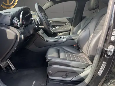 Mercedes-Benz GLC 43 AMG Coupé — Sportivité et prestance, 81 500 km seulement — Miniature 13