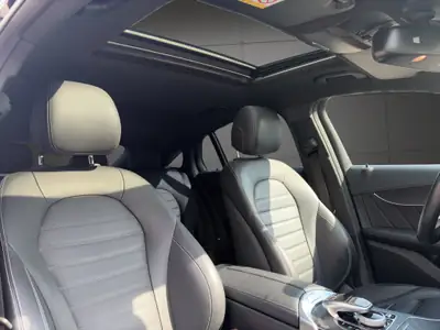 Mercedes-Benz GLC 43 AMG Coupé — Sportivité et prestance, 81 500 km seulement — Miniature 15