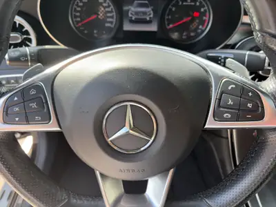 Mercedes-Benz GLC 43 AMG Coupé — Sportivité et prestance, 81 500 km seulement — Miniature 23