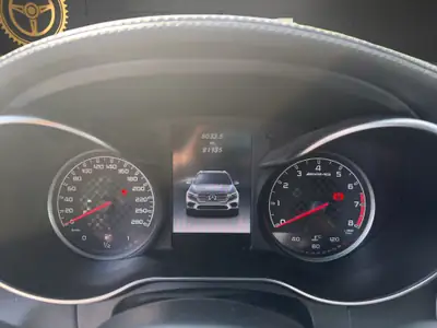 Mercedes-Benz GLC 43 AMG Coupé — Sportivité et prestance, 81 500 km seulement — Miniature 25
