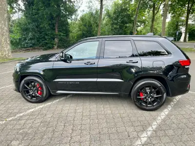 Jeep Grand Cherokee 6.4 V8 HEMI SRT8 Night — Muscle SUV américain, 468 ch intégrales — Armaturenbrett