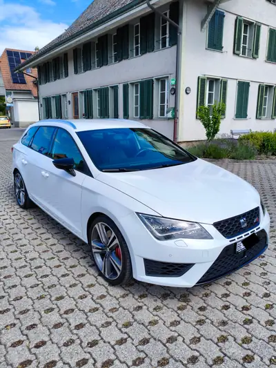 SEAT Leon 2.0 TSI 280 Cupra — Break sportif, 122'000 km, sans sinistre — vista esterna