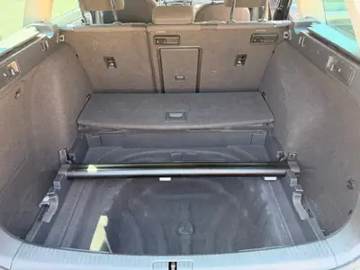 VW Golf Variant 1.4 TSI 122 Cup DSG — Monospace polyvalent, moteur moderne et économe — Miniatura 10