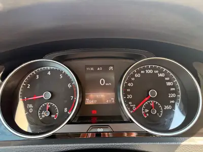 VW Golf Variant 1.4 TSI 122 Cup DSG — Monospace polyvalent, moteur moderne et économe — Miniatura 12