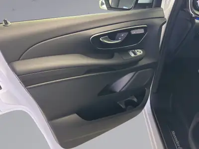 Mercedes-Benz V 250 d Style — Monospace premium 7 places, diesel efficace — Miniatur 15