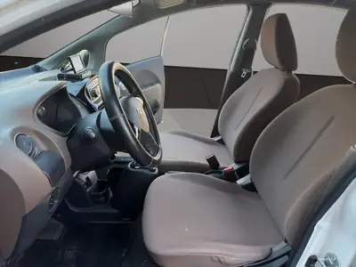 Citroën C-Zero — Électrique urbain, zéro émission et économique — Miniature 9