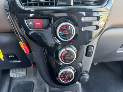 Citroën C-Zero — Électrique urbain, zéro émission et économique — Miniature 15