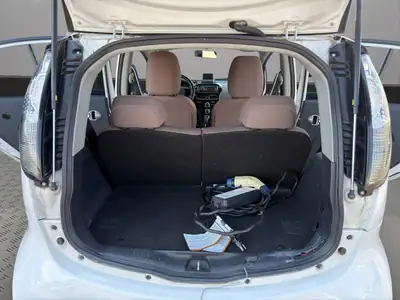 Citroën C-Zero — Électrique urbain, zéro émission et économique — Miniature 19