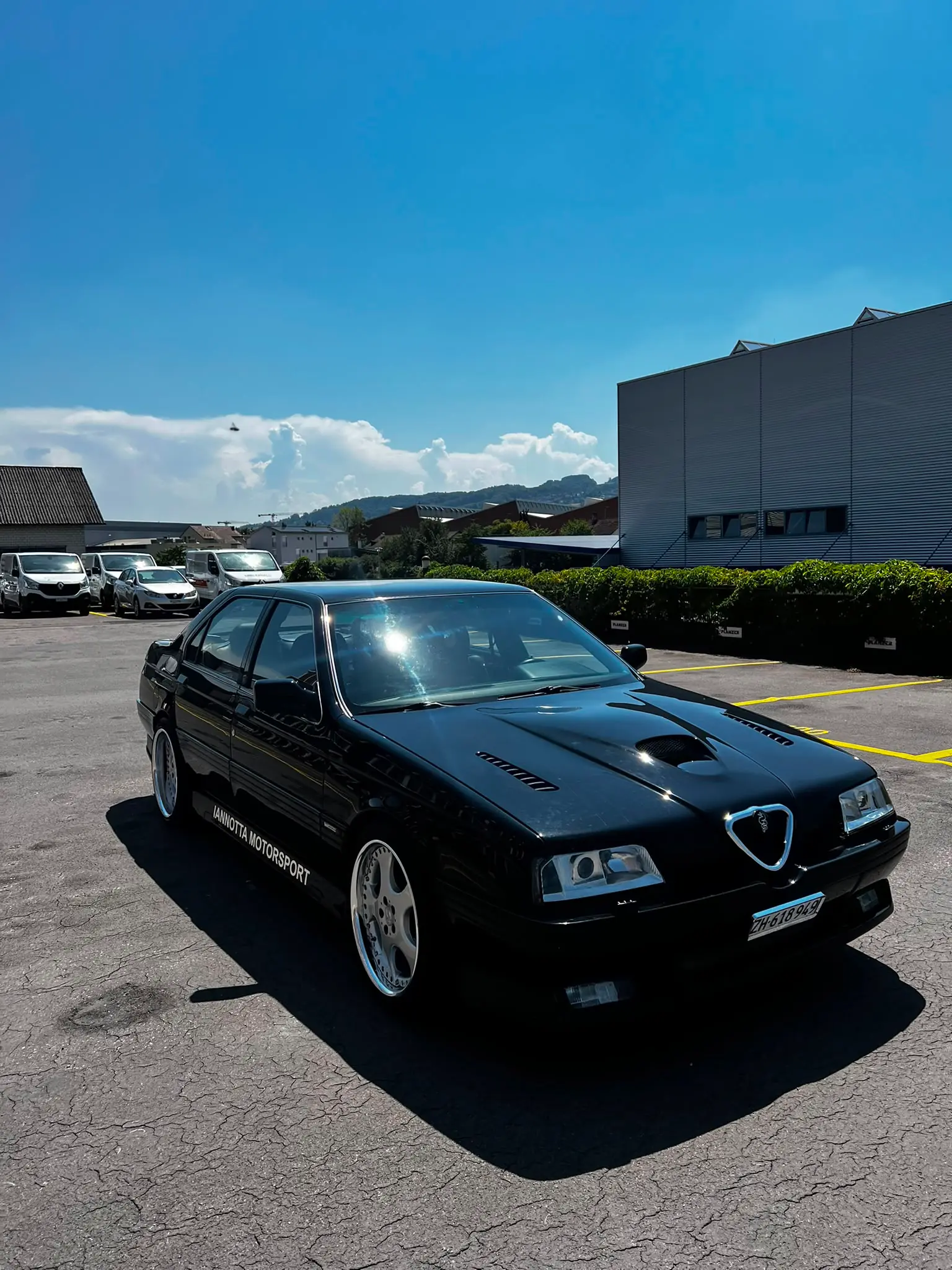 Alfa Romeo 164 2.0 V6 Turbo — Berline italienne de prestige, 35 000 km seulement — Außenansicht