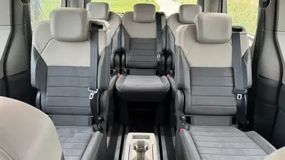VW T7 Multivan 1.5 TSI eHybrid — Monospace hybride rechargeable 7 places, 4motion — Miniatur 12