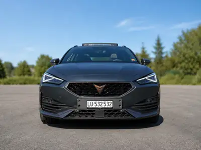 CUPRA Leon ST VZ CUP ABT 370 PS 4Drive — Break sportif haute performance, homologué AMAG — vue extérieure