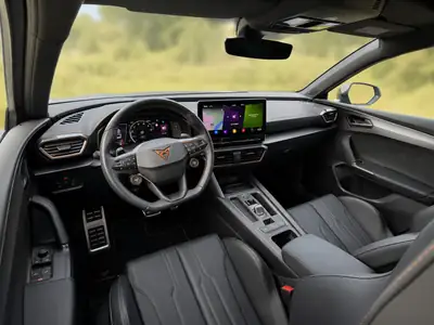 CUPRA Leon ST VZ CUP ABT 370 PS 4Drive — Break sportif haute performance, homologué AMAG — tableau de bord