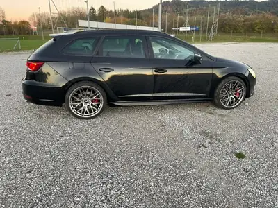SEAT Leon 2.0 TSI 290 Cupra DSG — Break sportif, 186 000 km, sans sinistre — Seitenansicht