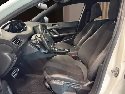 Peugeot 308 1.2 PureTech GT Line — Berline compacte élégante, boîte auto EAT8, faible kilométrage — Miniatur 7