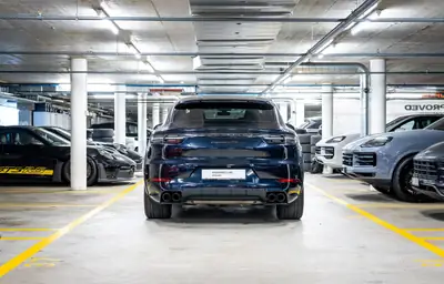 Porsche Cayenne 4.0 V8 GTS Coupé — SUV coupé haute performance, 47'900 km seulement — dashboard