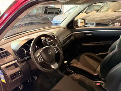 Suzuki Swift 1.6i 16V Sport — Citadine dynamique, entretien impeccable, 136 800 km — Miniature 7