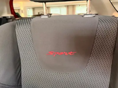 Suzuki Swift 1.6i 16V Sport — Citadine dynamique, entretien impeccable, 136 800 km — Miniature 19