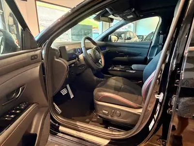 Hyundai Tucson 1.6 TGDI PHEV N-Line 4WD — Hybride rechargeable sportif, 20 km seulement — Miniature 21