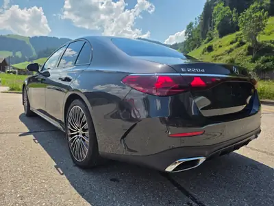 Mercedes-Benz E 220 d AMG Line 4Matic — Berline premium 220 ch, 4WD et faible consommation — Thumbnail 7