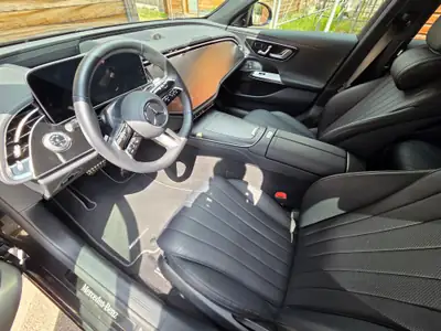 Mercedes-Benz E 220 d AMG Line 4Matic — Berline premium 220 ch, 4WD et faible consommation — Thumbnail 13