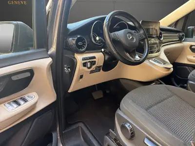 Mercedes-Benz Marco Polo Horizon V 250 D 4-Matic — Camping-car premium, toit ouvrant et caméra 360° — Miniature 9