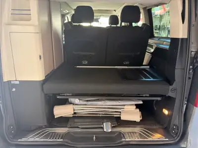 Mercedes-Benz Marco Polo Horizon V 250 D 4-Matic — Camping-car premium, toit ouvrant et caméra 360° — Miniature 23