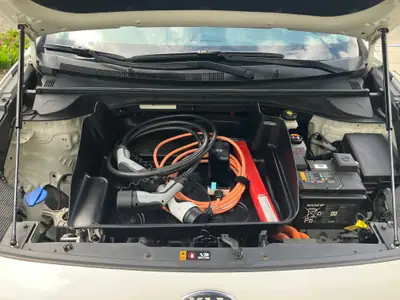 Kia e-Niro Style PLUS Electric — SUV électrique spacieux, 204 ch, parfait état — Miniatur 20
