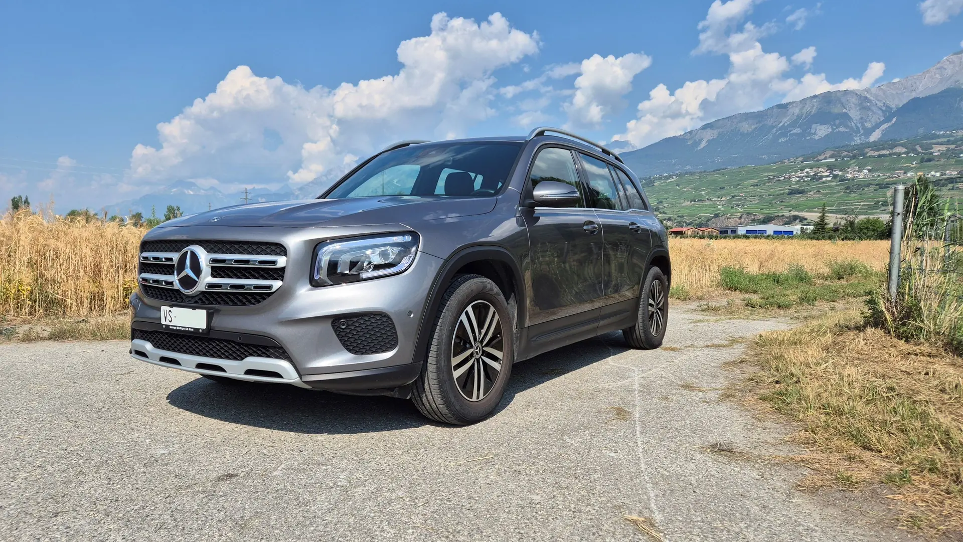 Mercedes-Benz GLB 250 Style 4matic — SUV compact polyvalent, première main avec 22'800 km — vista esterna