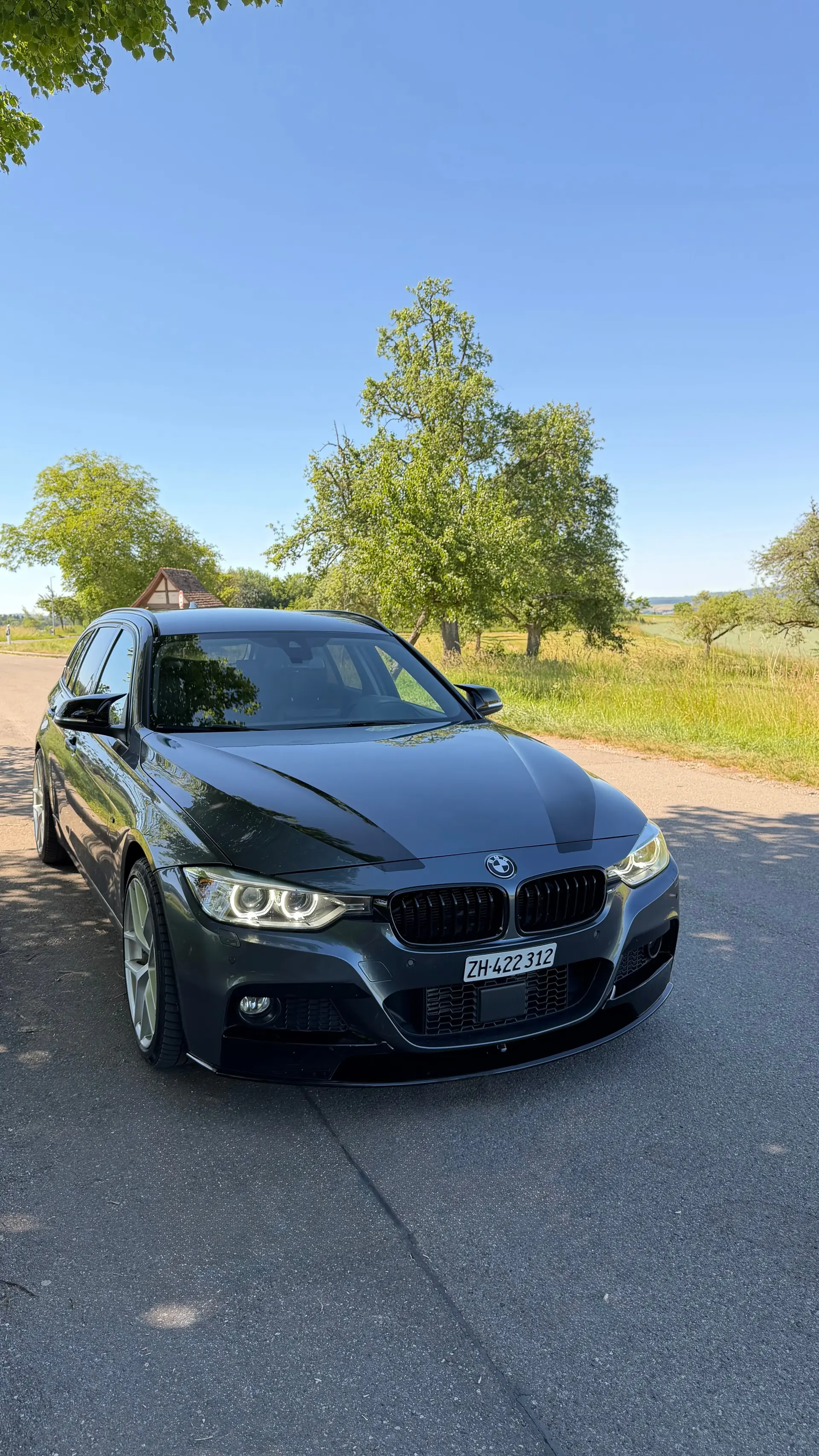 BMW 330 2013 occasion Wangen — 1