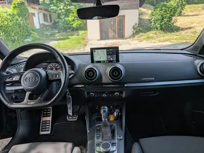Audi S3 2.0 T FSI Quattro S-Tronic — Berline sportive 310 ch, transmission intégrale — intérieur