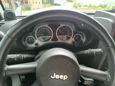 Jeep Wrangler 2.8 CRD Rubicon Unlimited — SUV 7 places robuste, diesel, 4x4 intégral — détail