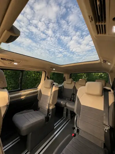 VW T7 Multivan 1.4 eHybrid Life — 7 places, hybride rechargeable, version longue — Miniatur 16