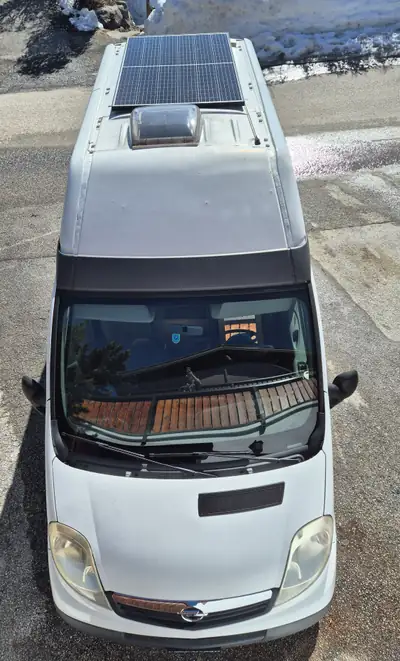 Opel Vivaro 2.5 CDTI 146 — Van aménagé robuste, sans sinistre, 187 000 km — côté