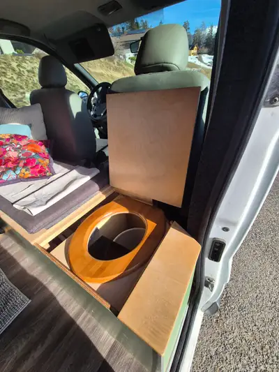 Opel Vivaro 2.5 CDTI 146 — Van aménagé robuste, sans sinistre, 187 000 km — Miniature 17